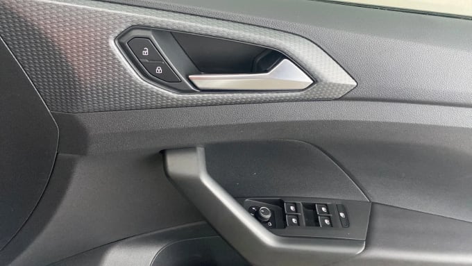 2023 Volkswagen T-cross