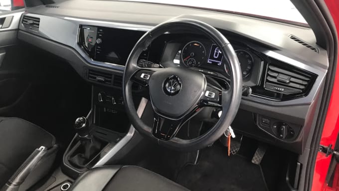 2018 Volkswagen Polo