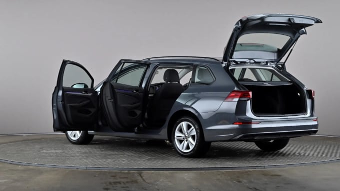 2024 Volkswagen Golf