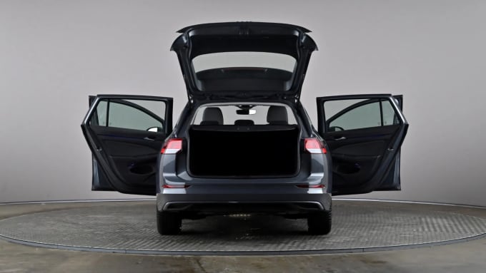 2024 Volkswagen Golf