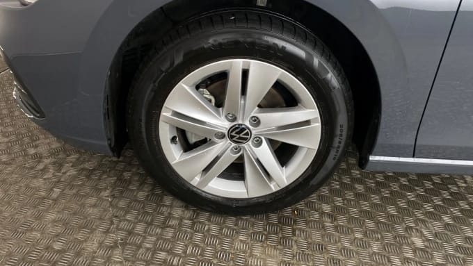 2024 Volkswagen Golf