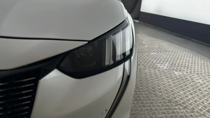 2021 Peugeot 208