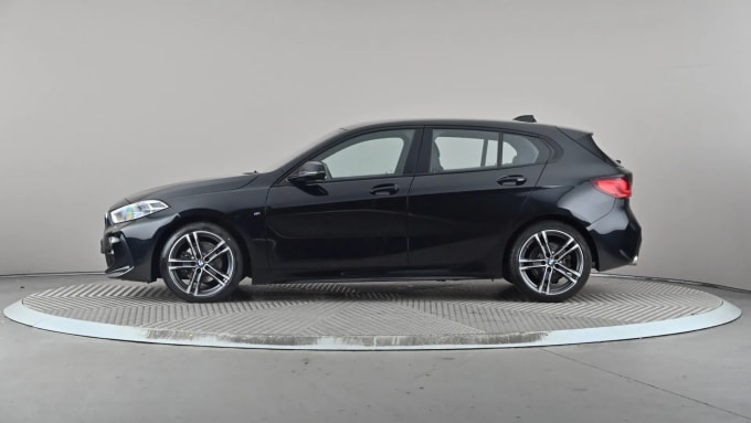 2021 BMW 1 Series