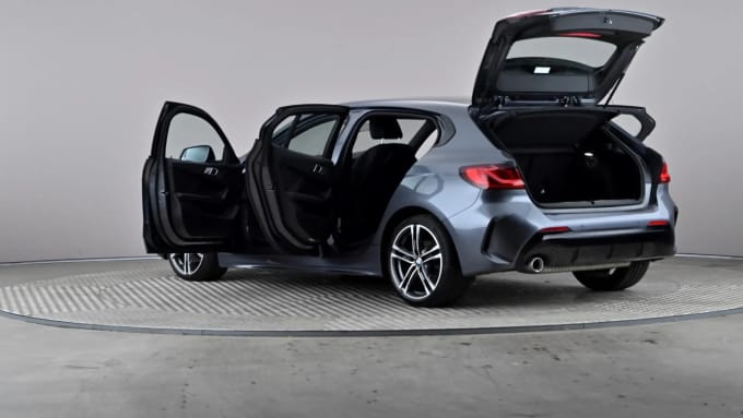 2021 BMW 1 Series