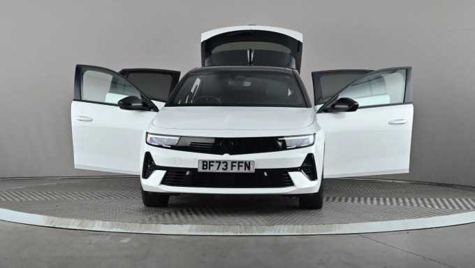 2024 Vauxhall Astra