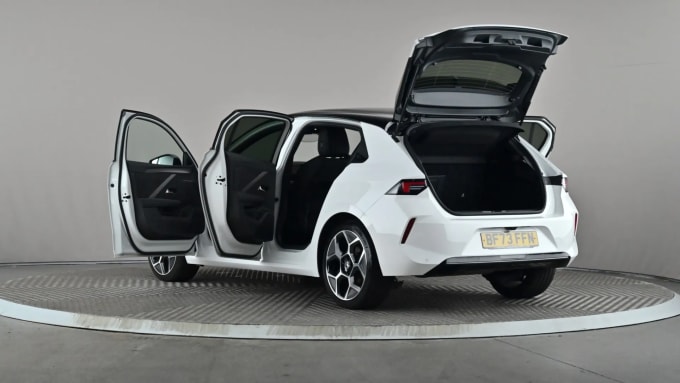 2024 Vauxhall Astra