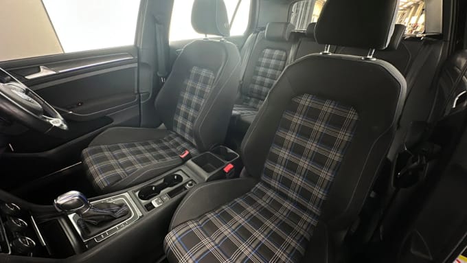 2018 Volkswagen Golf