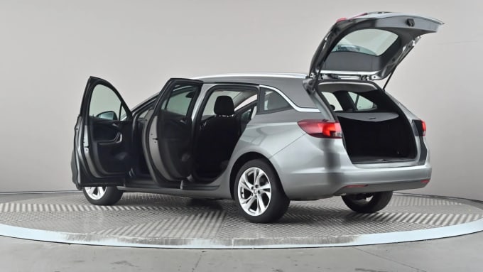 2020 Vauxhall Astra