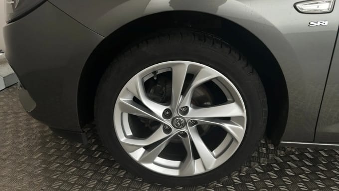 2020 Vauxhall Astra