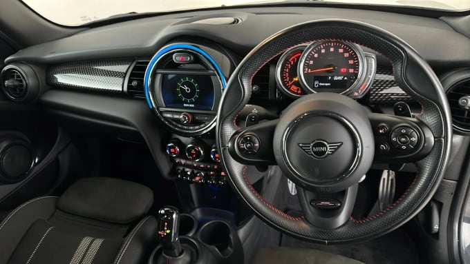 2021 Mini Hatch