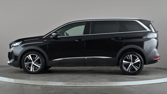 2021 Peugeot 5008