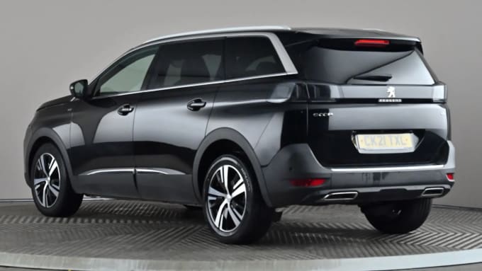 2021 Peugeot 5008