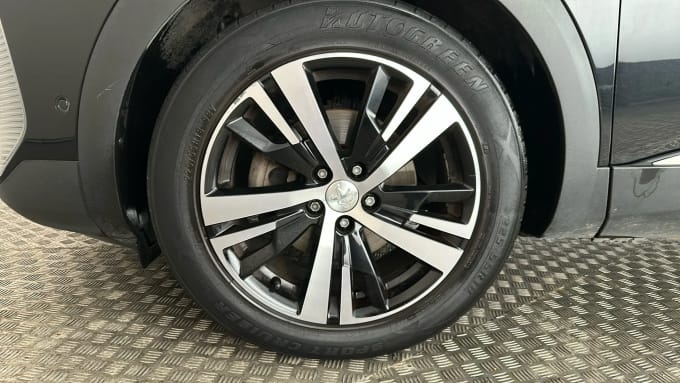2021 Peugeot 5008