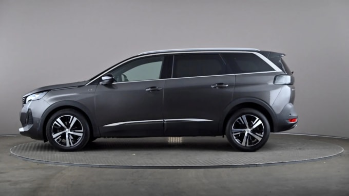 2021 Peugeot 5008