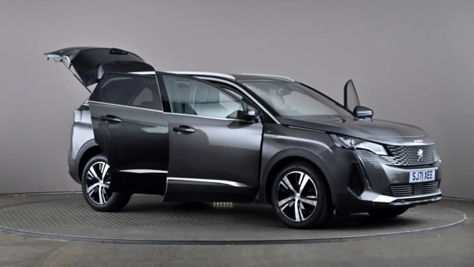 2021 Peugeot 5008
