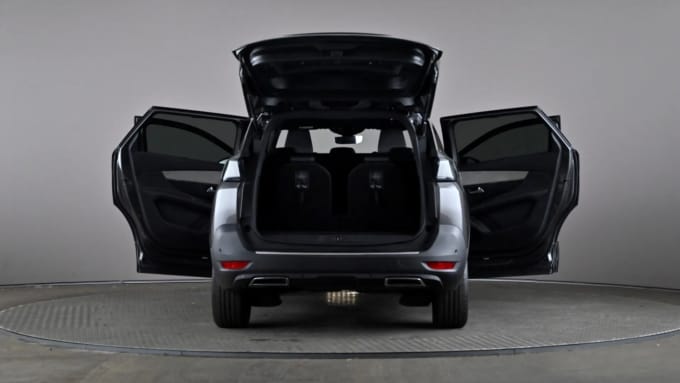 2021 Peugeot 5008