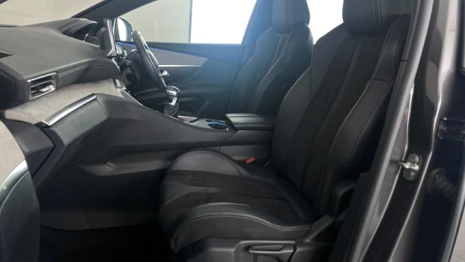2021 Peugeot 5008