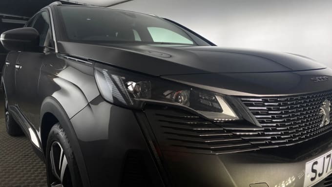 2021 Peugeot 5008