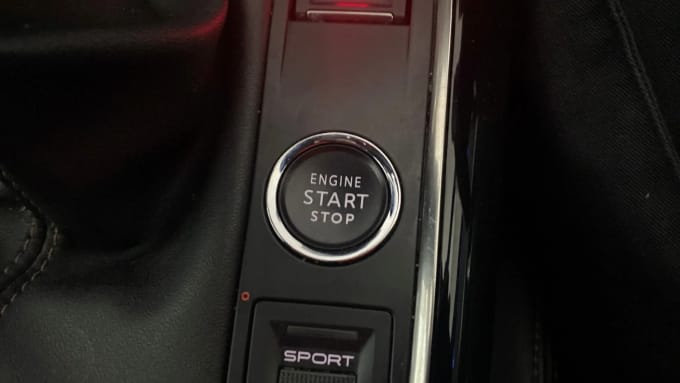 2021 Peugeot 5008