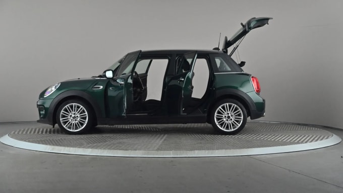 2018 Mini Hatch
