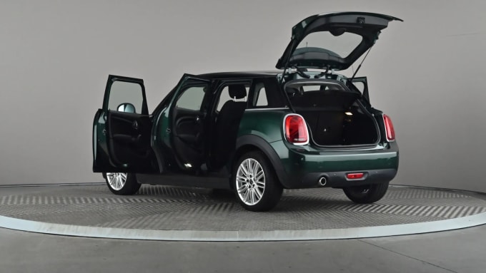 2018 Mini Hatch