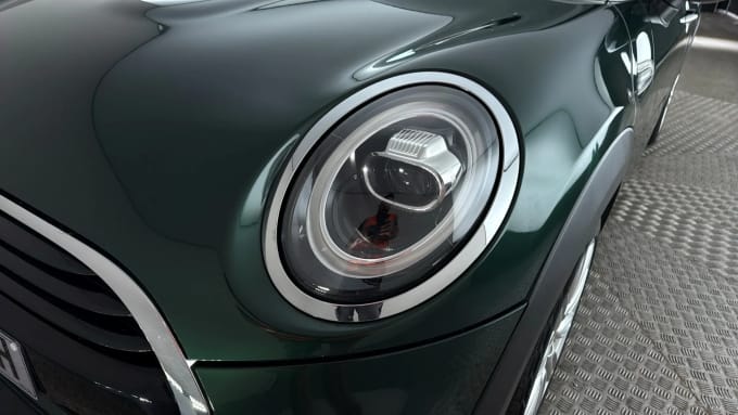 2018 Mini Hatch