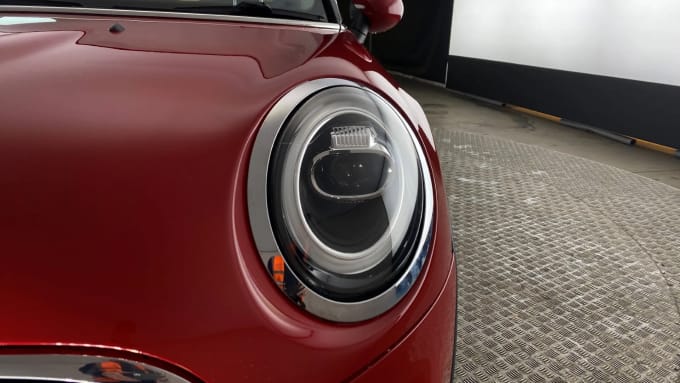 2018 Mini Hatch