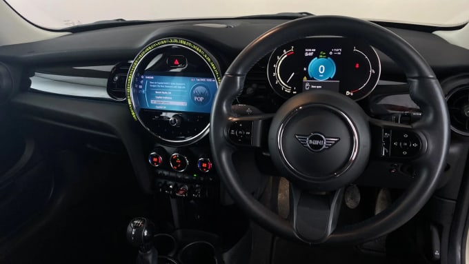 2021 Mini Hatch