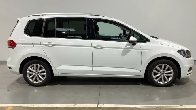 2018 Volkswagen Touran