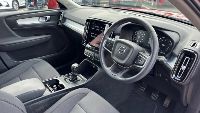 2021 Volvo Xc40