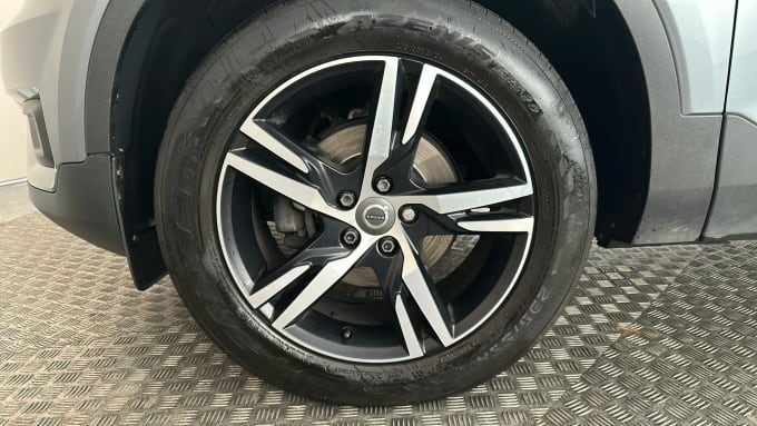 2019 Volvo Xc40