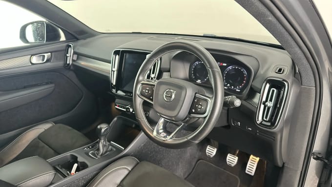 2019 Volvo Xc40