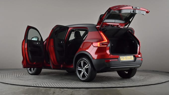 2021 Volvo Xc40