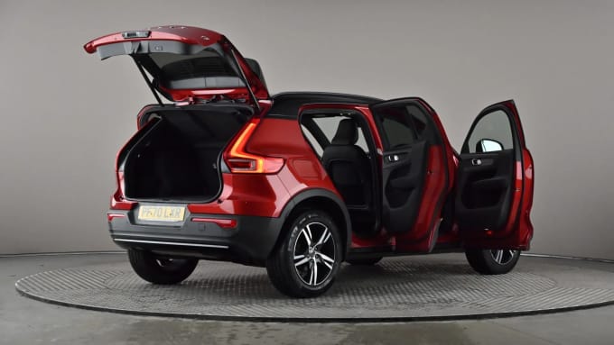 2021 Volvo Xc40