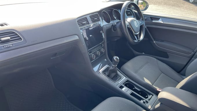 2018 Volkswagen Golf