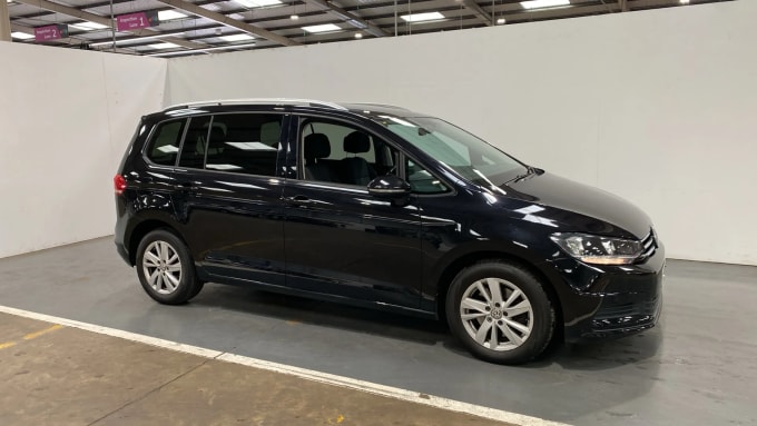2019 Volkswagen Touran