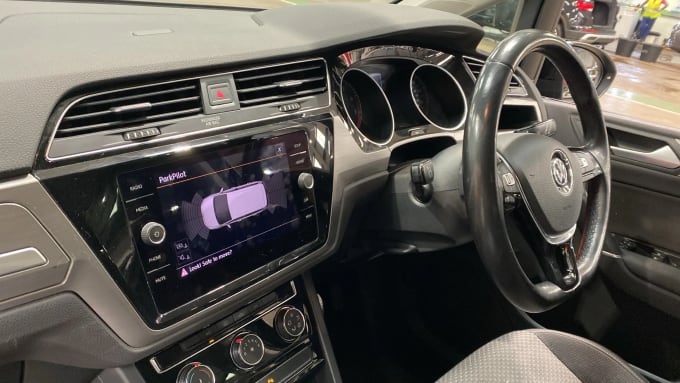 2019 Volkswagen Touran