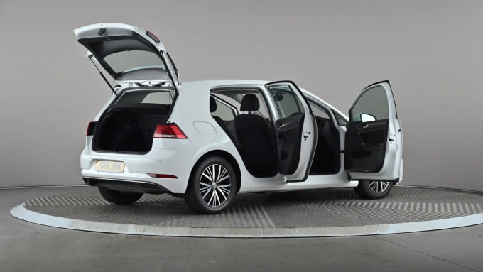 2018 Volkswagen Golf