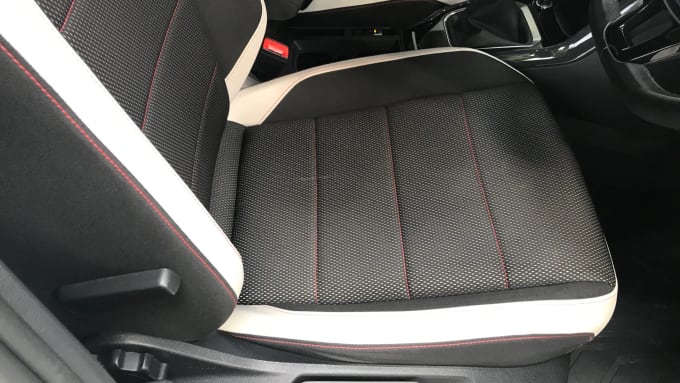 2018 Volkswagen T-roc