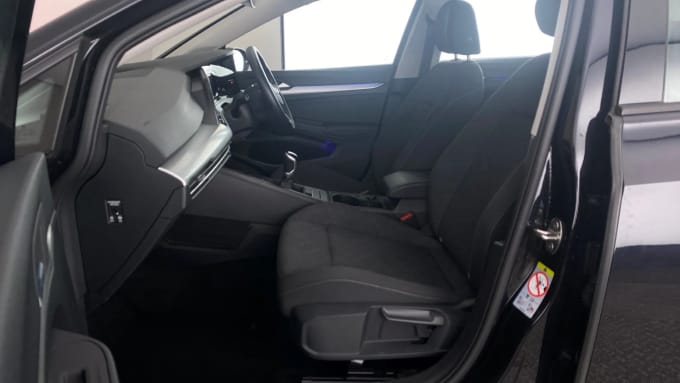 2022 Volkswagen Golf