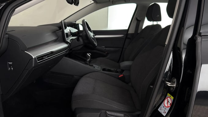 2024 Volkswagen Golf