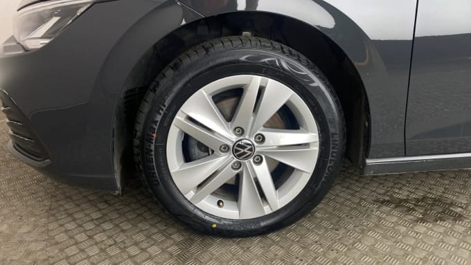 2023 Volkswagen Golf