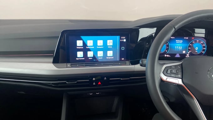 2024 Volkswagen Golf