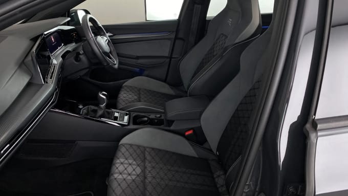 2024 Volkswagen Golf