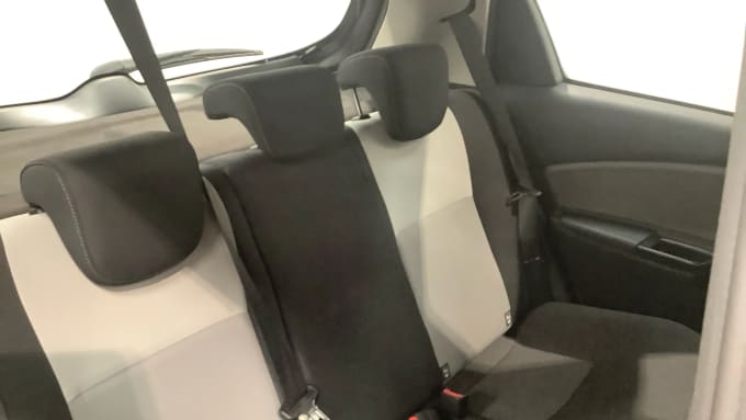 2019 Toyota Yaris