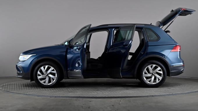 2022 Volkswagen Tiguan