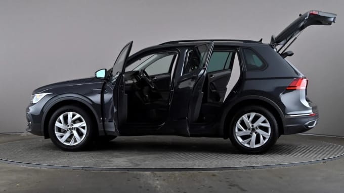 2022 Volkswagen Tiguan