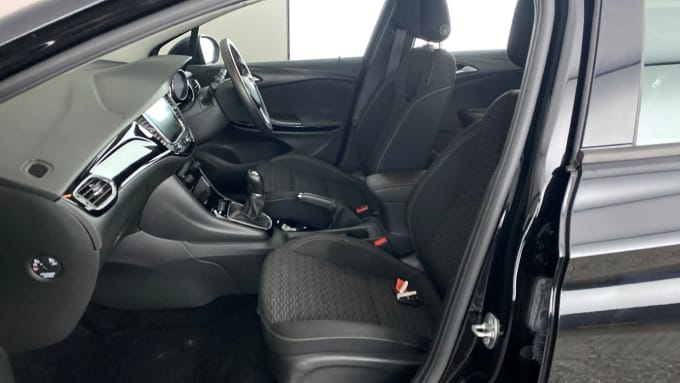 2019 Vauxhall Astra