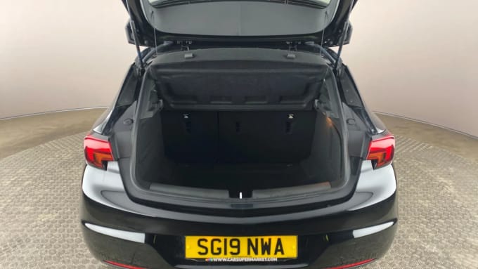 2019 Vauxhall Astra