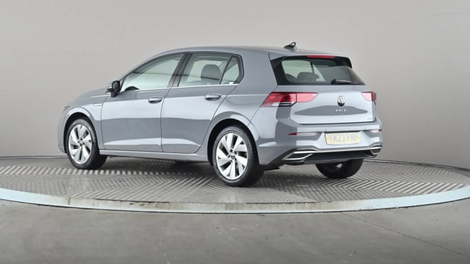 2023 Volkswagen Golf